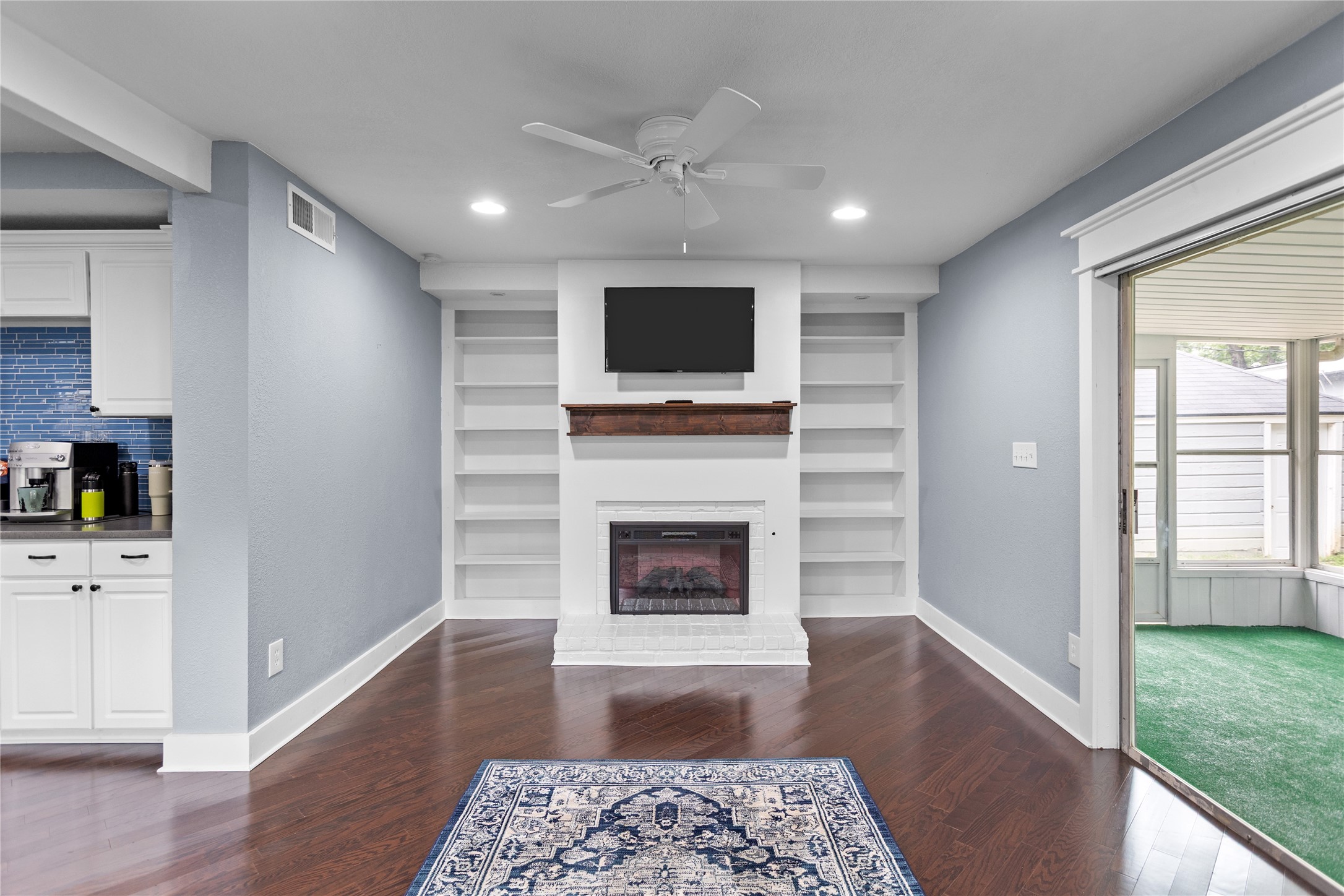 4316 Kenwood Court Fort Worth TX 76103