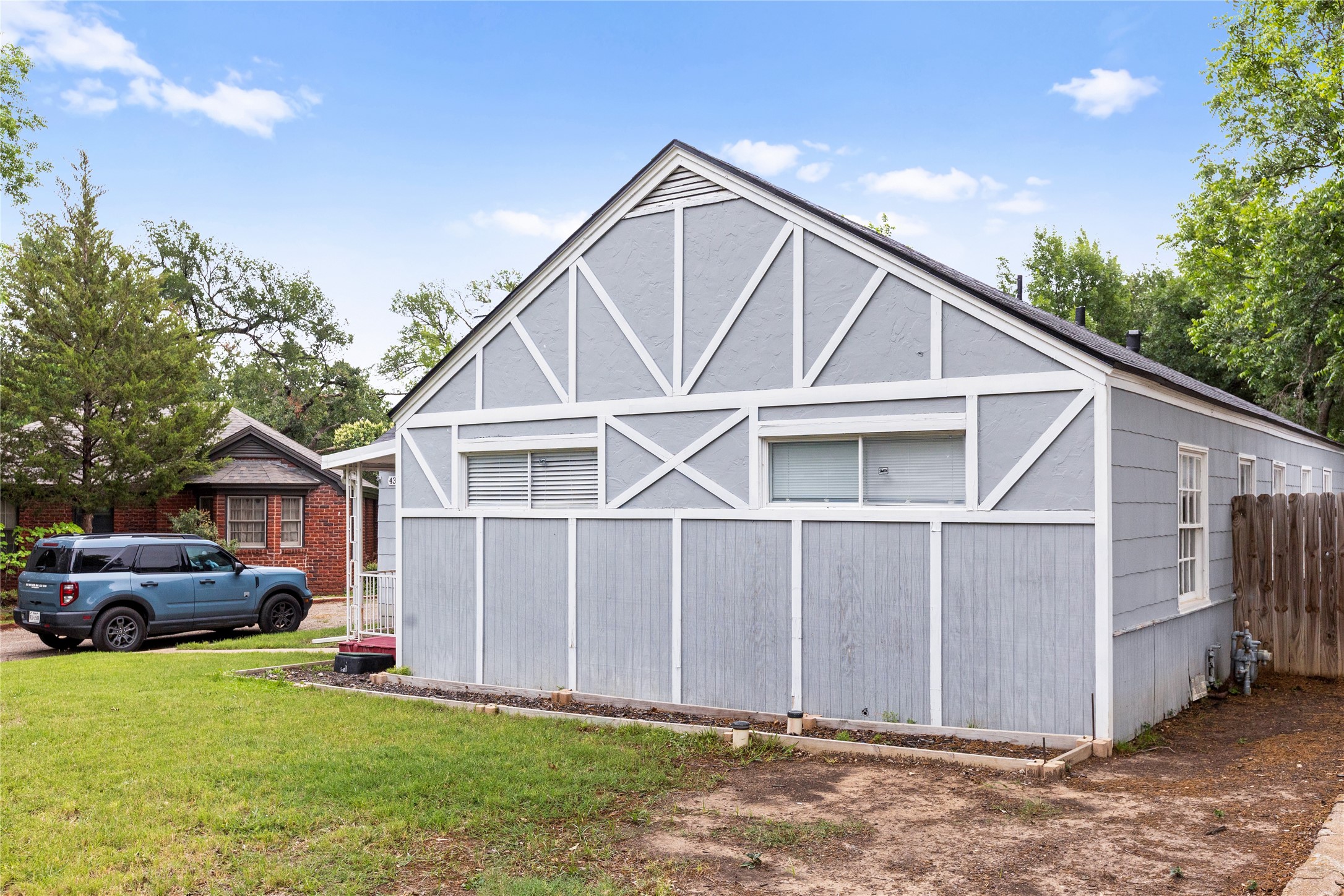 4316 Kenwood Court Fort Worth TX 76103