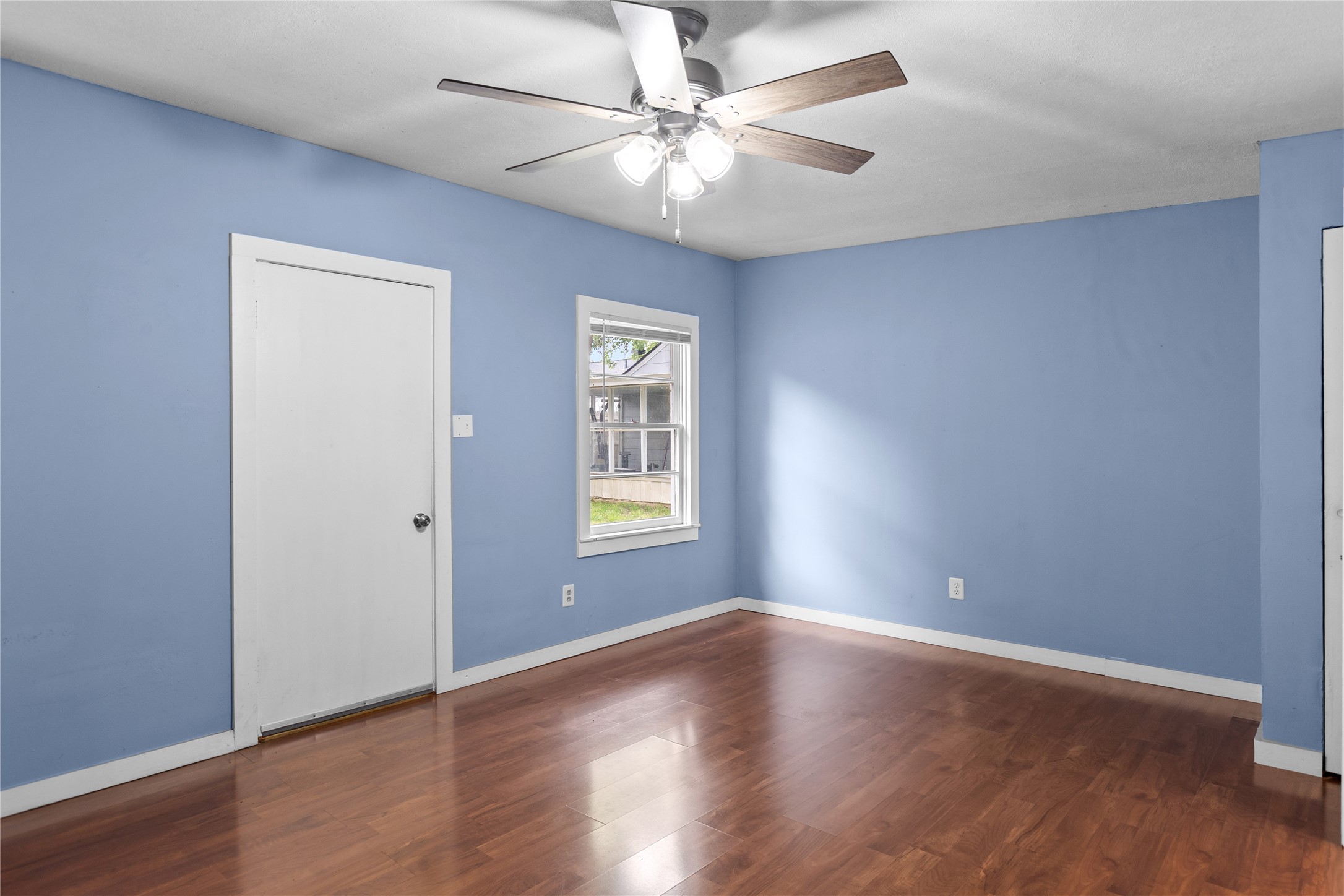 4316 Kenwood Court Fort Worth TX 76103