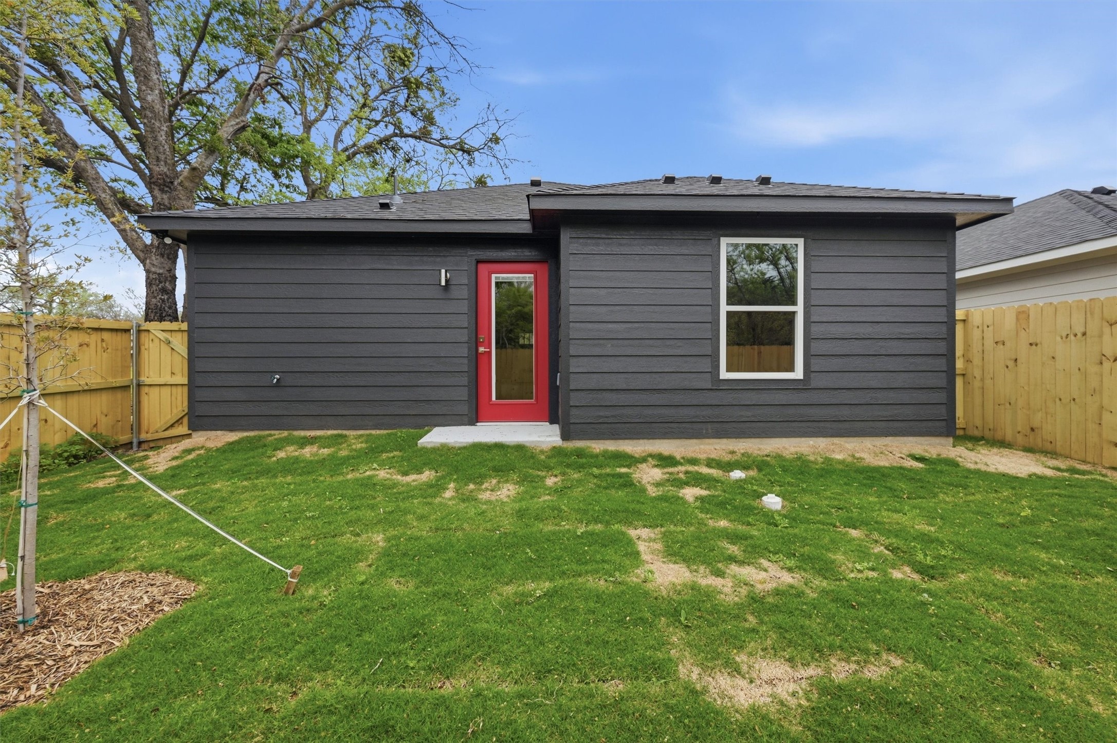 1004 S 1st Street Sherman TX 75090