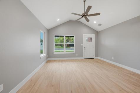 1004 S 1st Street Sherman TX 75090