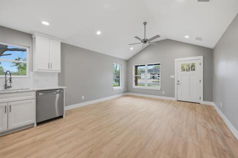 1004 S 1st Street Sherman TX 75090