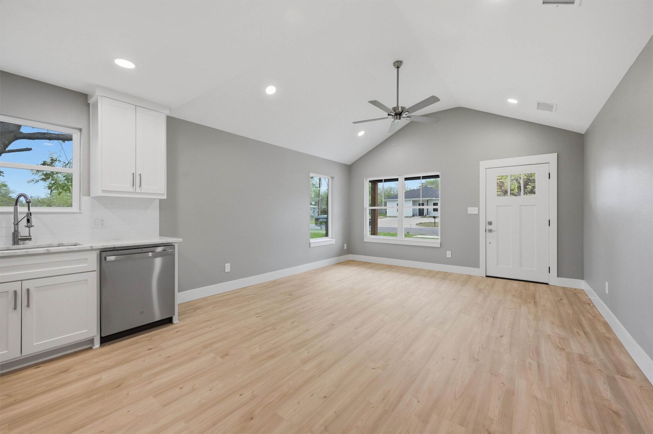1004 S 1st Street Sherman TX 75090