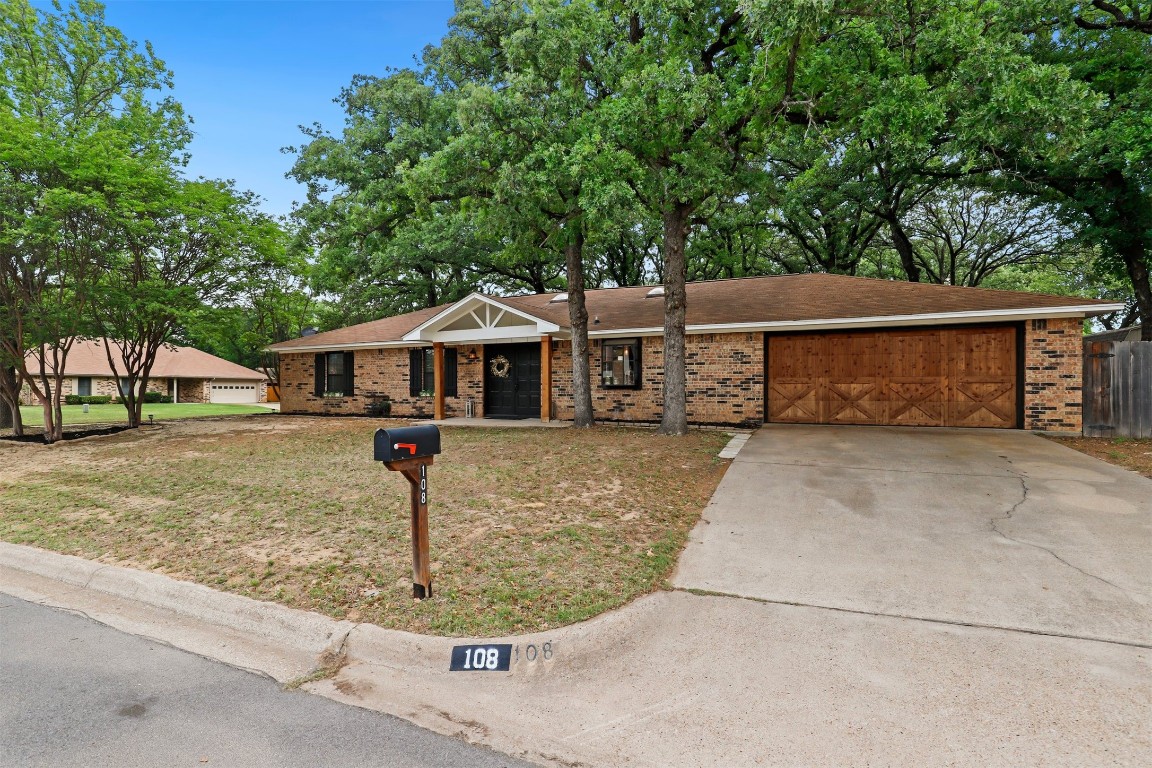 108 Briarhaven Boulevard Weatherford TX 76086