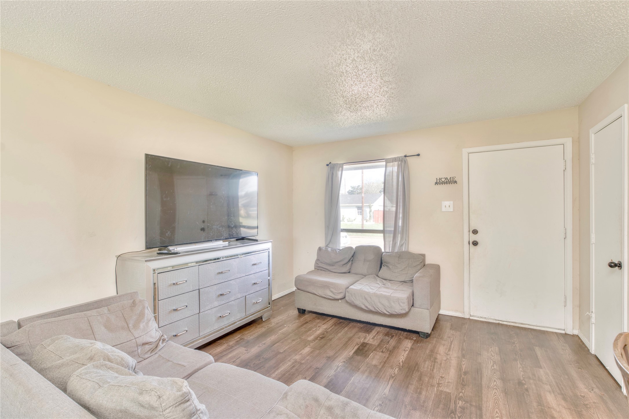 4712 Meadow Trail Drive Dallas TX 75236