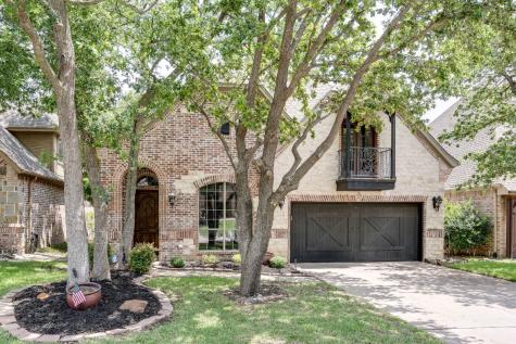 3457 N Riley Place Hurst TX 76054