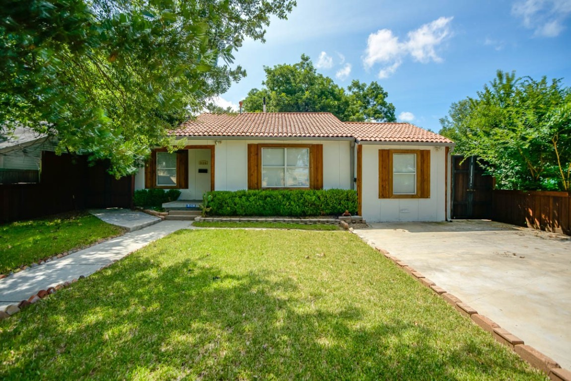 3126 Carlson Drive Dallas TX 75235