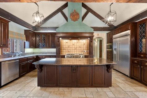 1002 Red Wing Court Mansfield TX 76063