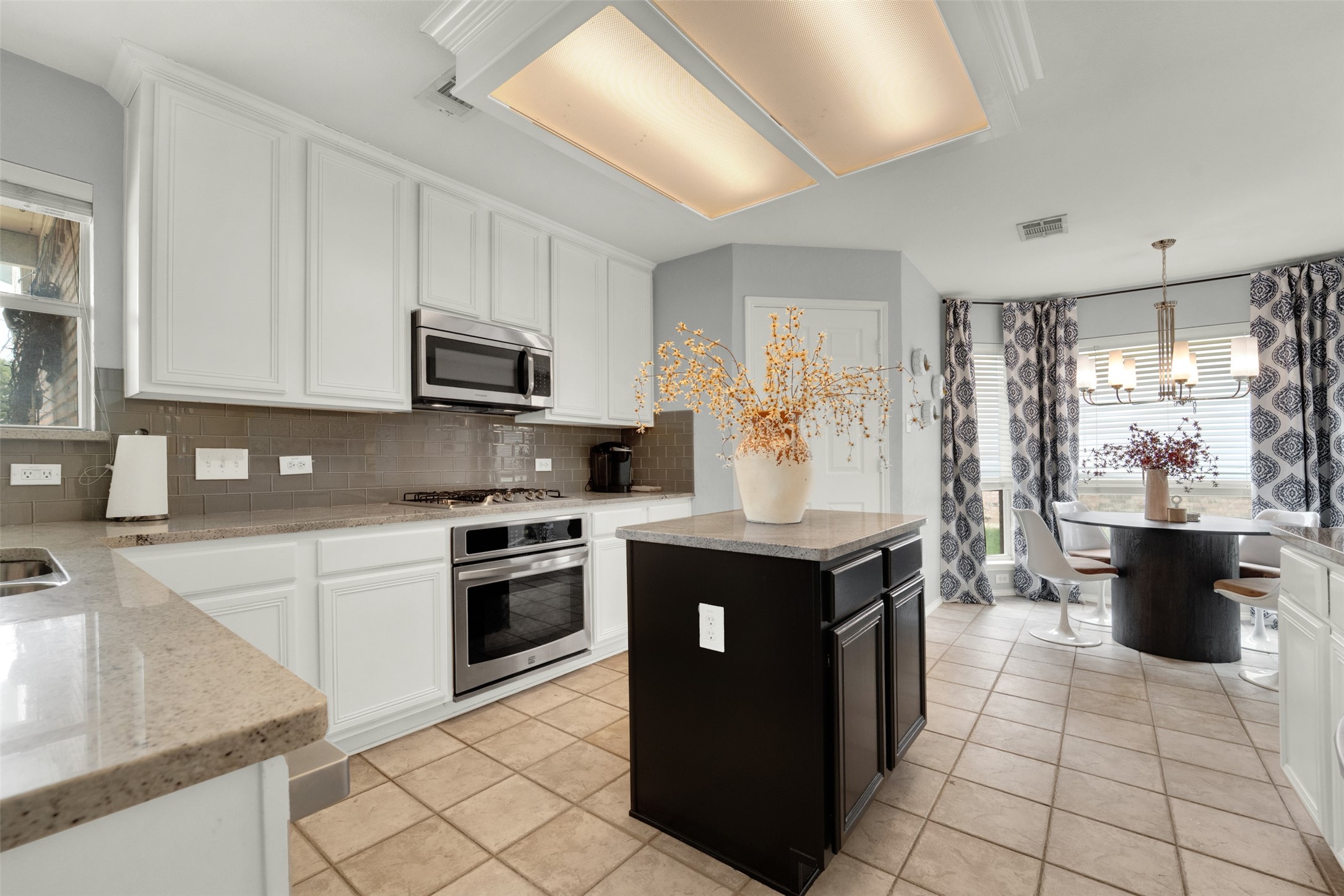 1210 Rooney Lane Carrollton TX 75007