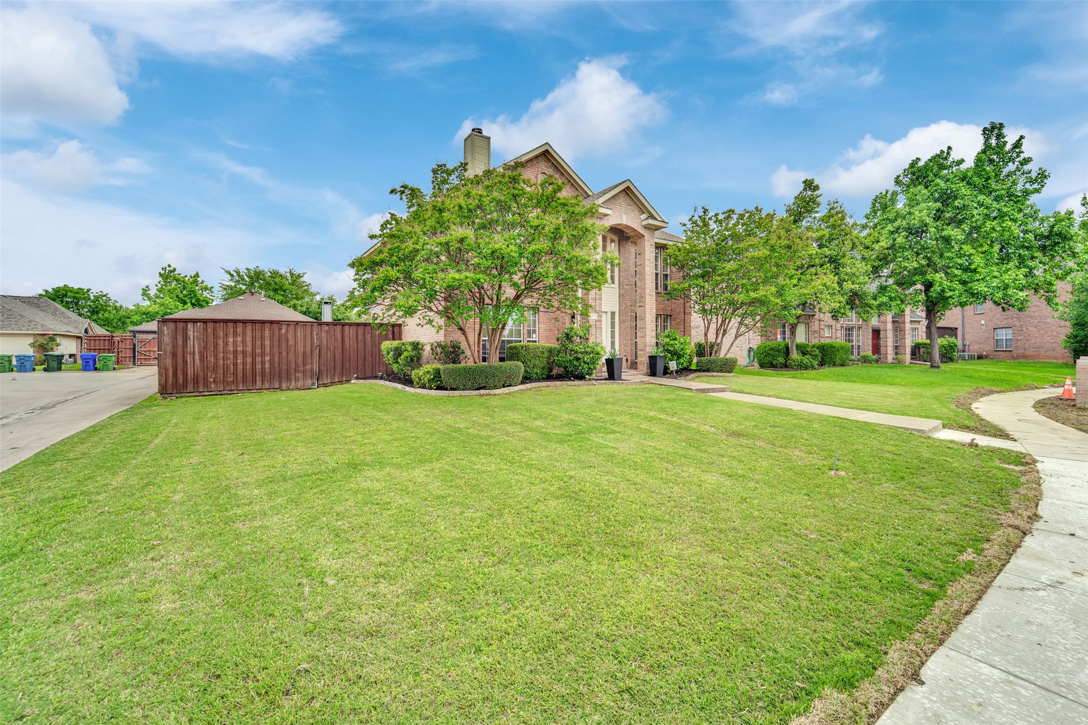 1210 Rooney Lane Carrollton TX 75007