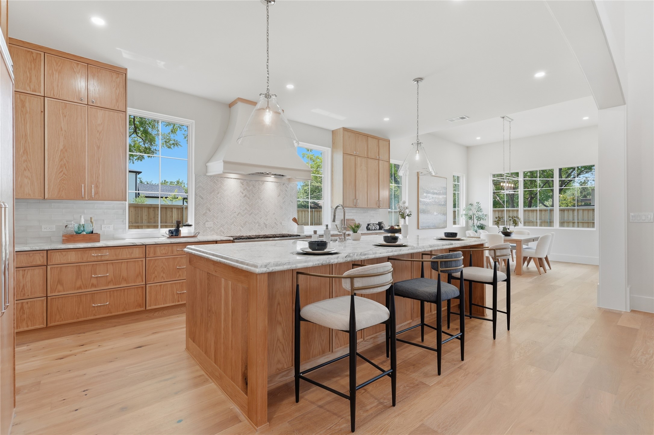 10921 Beauty Lane Dallas TX 75229
