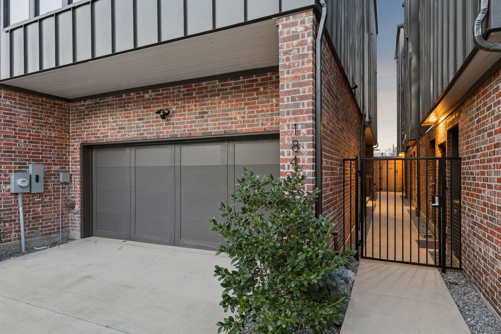 1844 Mecca Street Dallas TX 75206