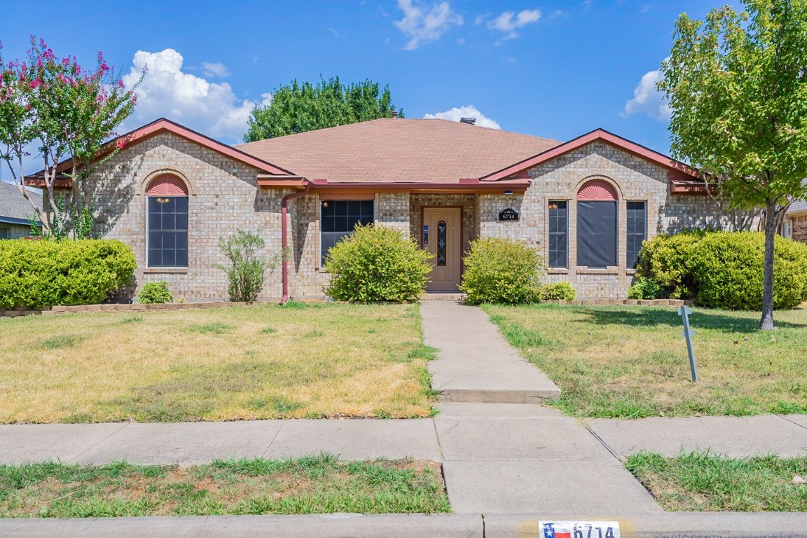 6714 Foxglove Trail Sachse TX 75048