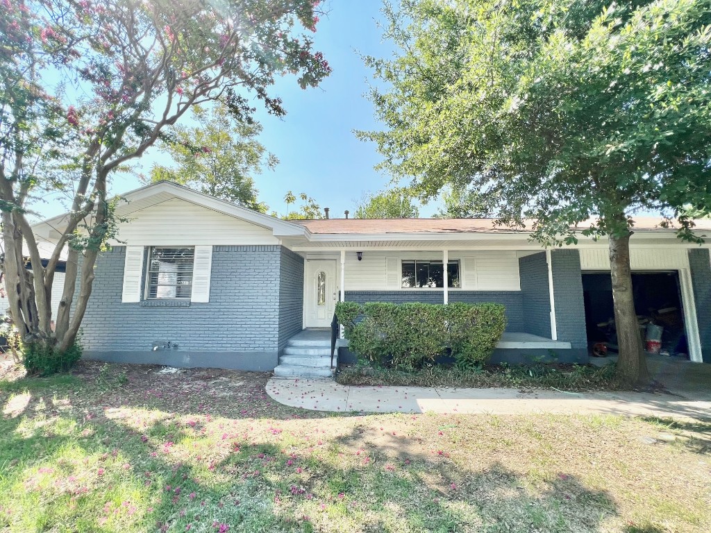 429 Bob Street Hurst TX 76053