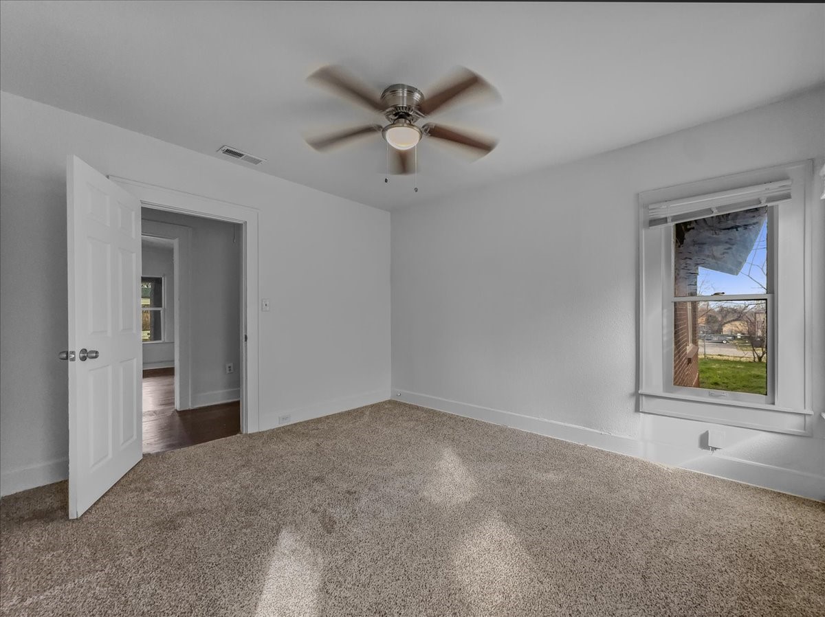 817 Marion Avenue Fort Worth TX 76104