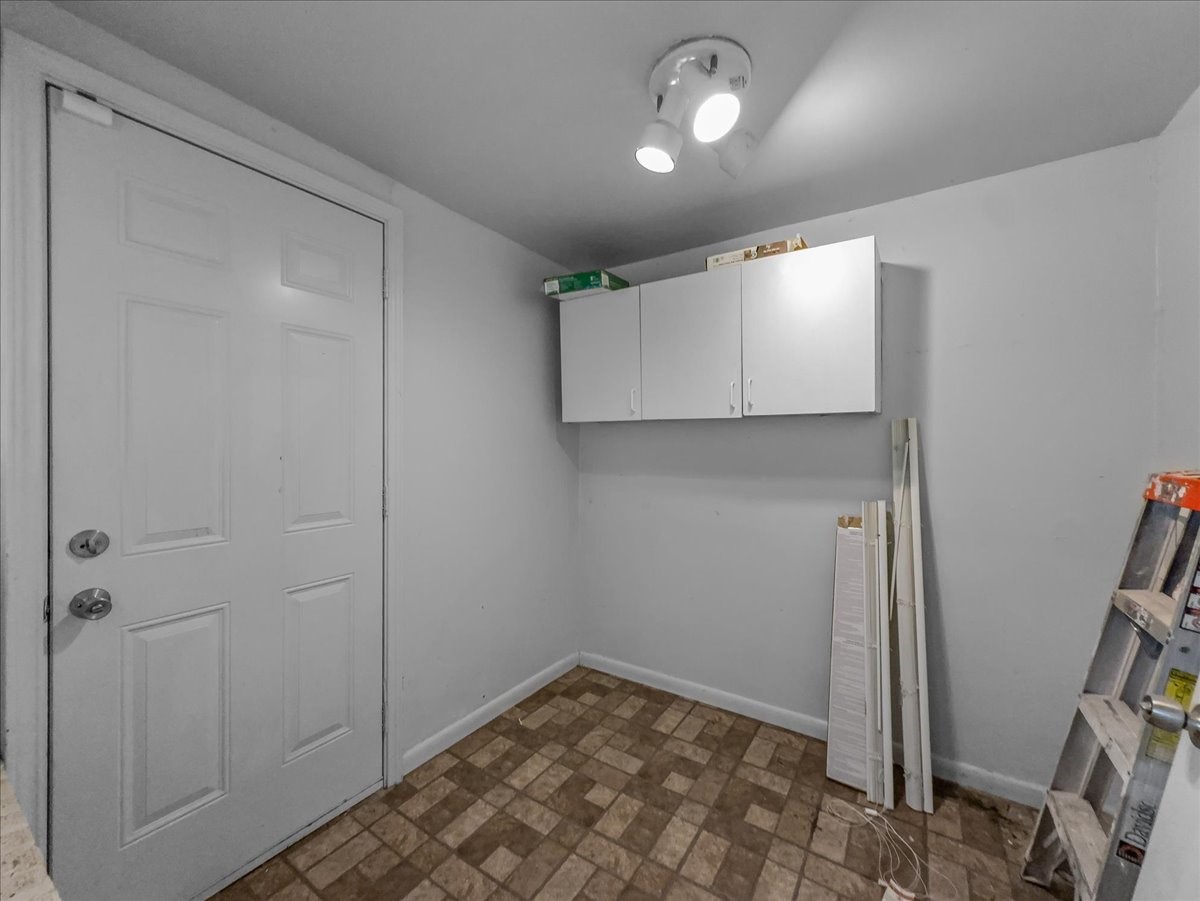817 Marion Avenue Fort Worth TX 76104
