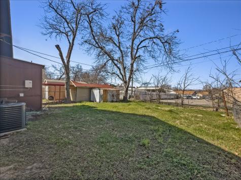 817 Marion Avenue Fort Worth TX 76104