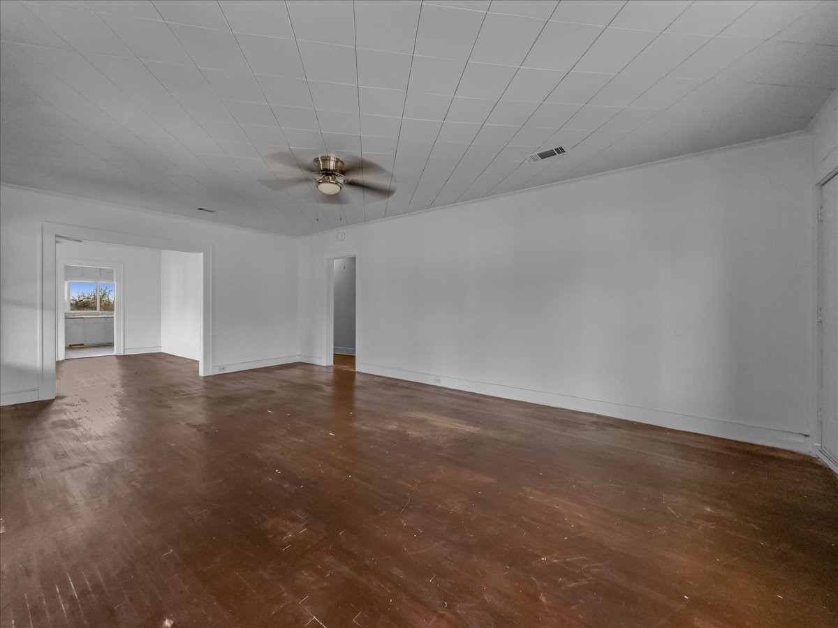 817 Marion Avenue Fort Worth TX 76104