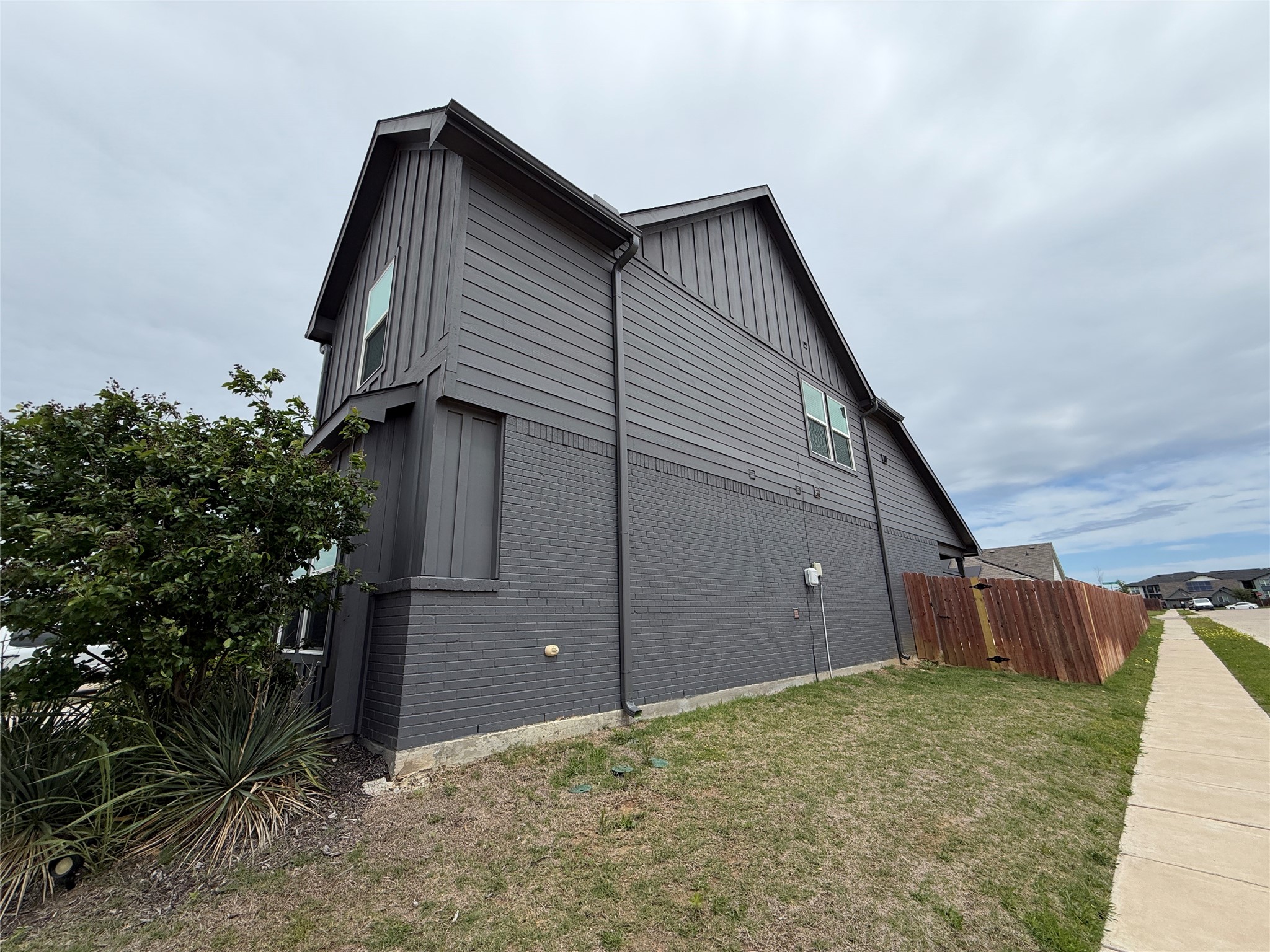 1600 Battery Park Drive Alvarado TX 76009