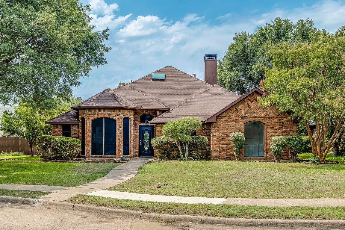 922 Willow Brook Drive Allen TX 75002