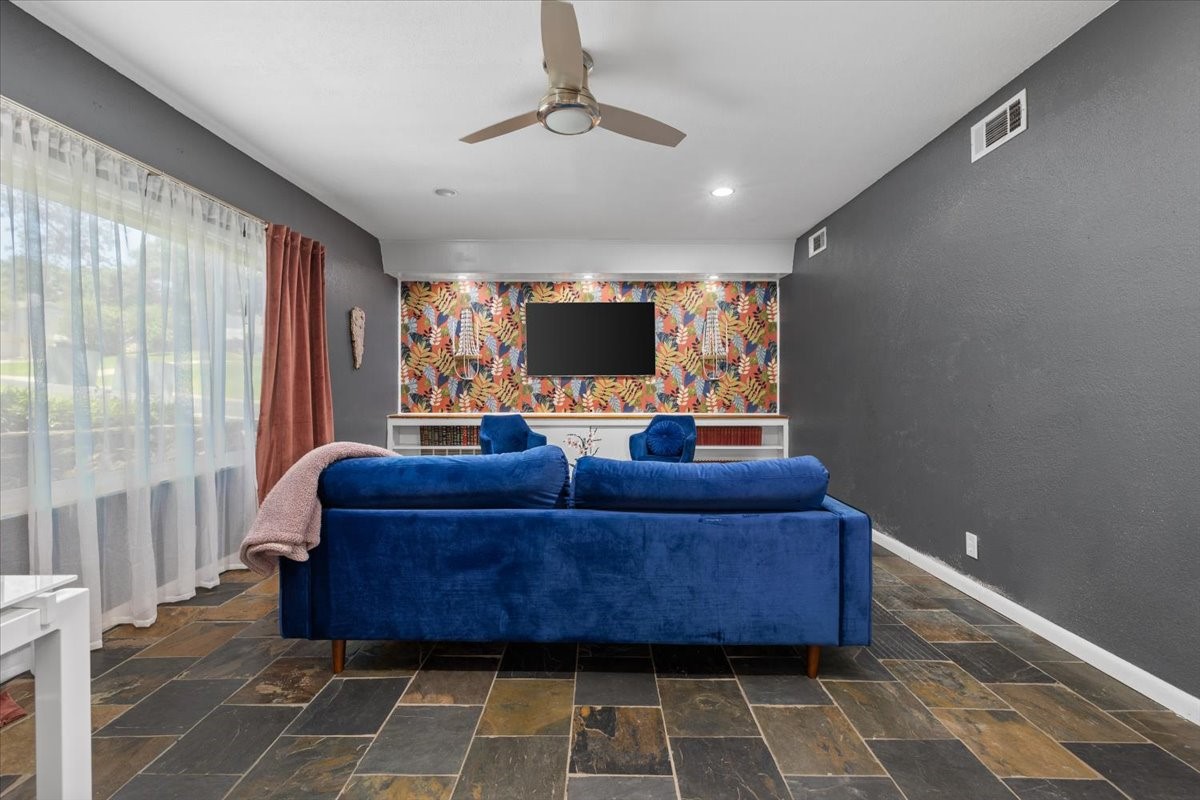 1801 Dakar Road E Fort Worth TX 76116