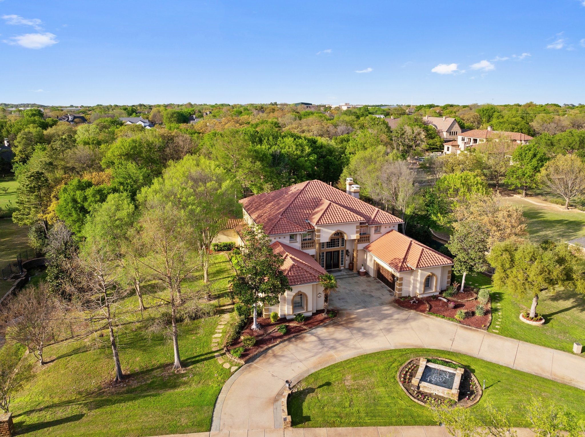 710 Deer Hollow Boulevard Southlake TX 76092