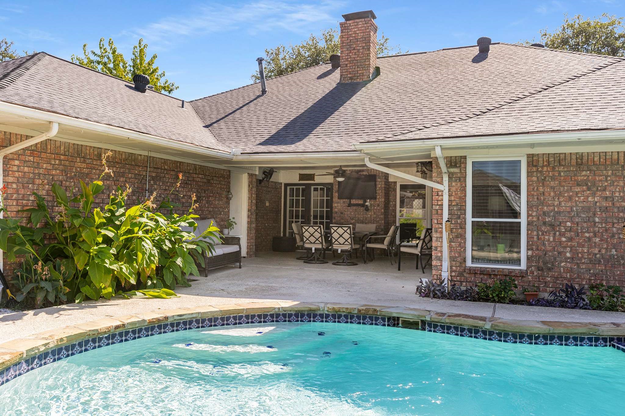 1008 Nottingham Drive Carrollton TX 75007