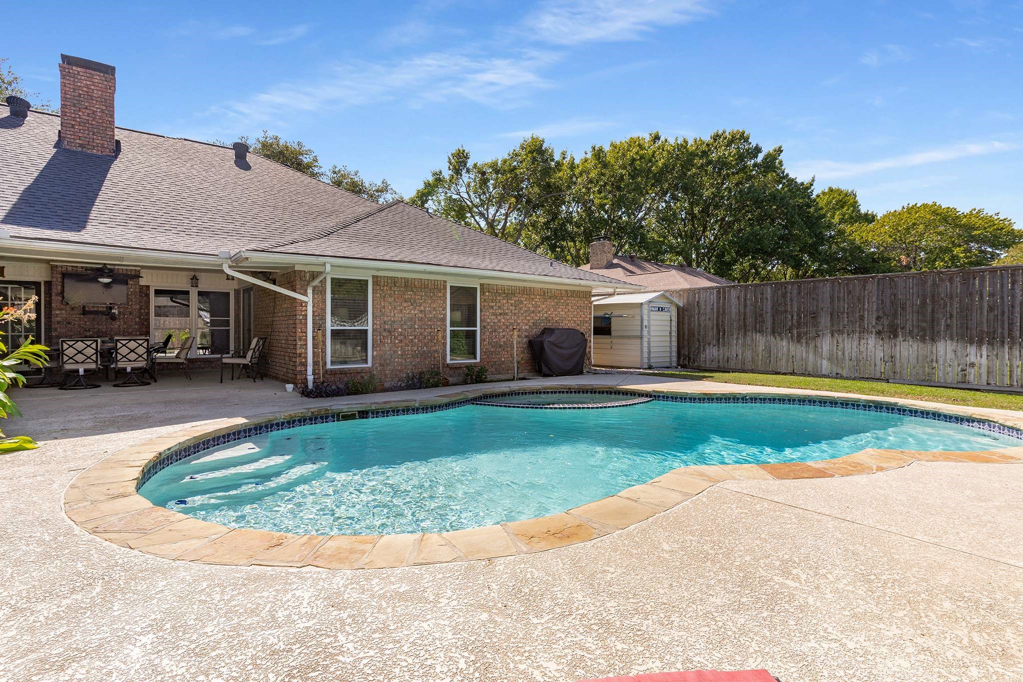 1008 Nottingham Drive Carrollton TX 75007