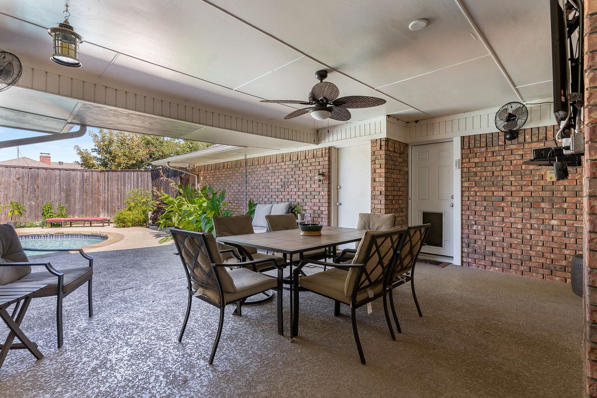 1008 Nottingham Drive Carrollton TX 75007