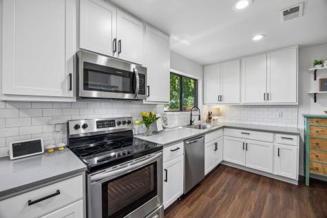 1517 Superior Place Flower Mound TX 75028