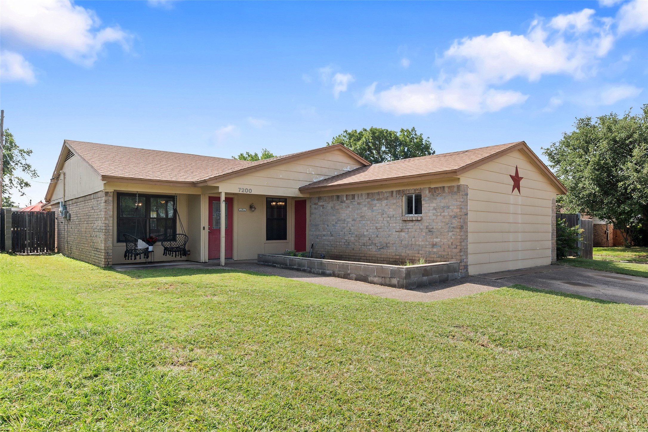 7200 Astoria Court Watauga TX 76148