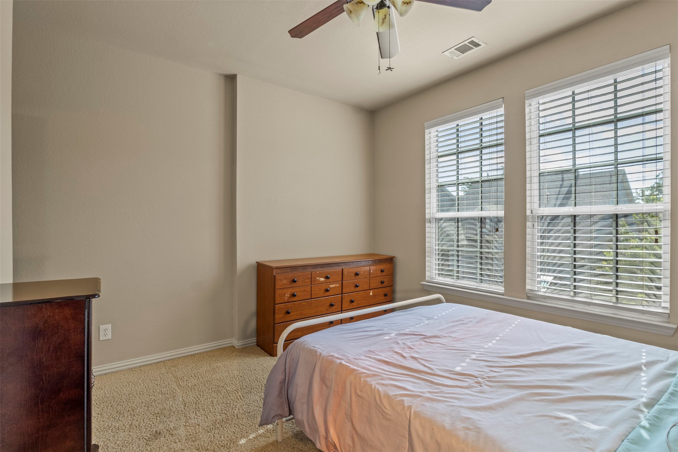 2302 Grizzly Run Lane Euless TX 76039