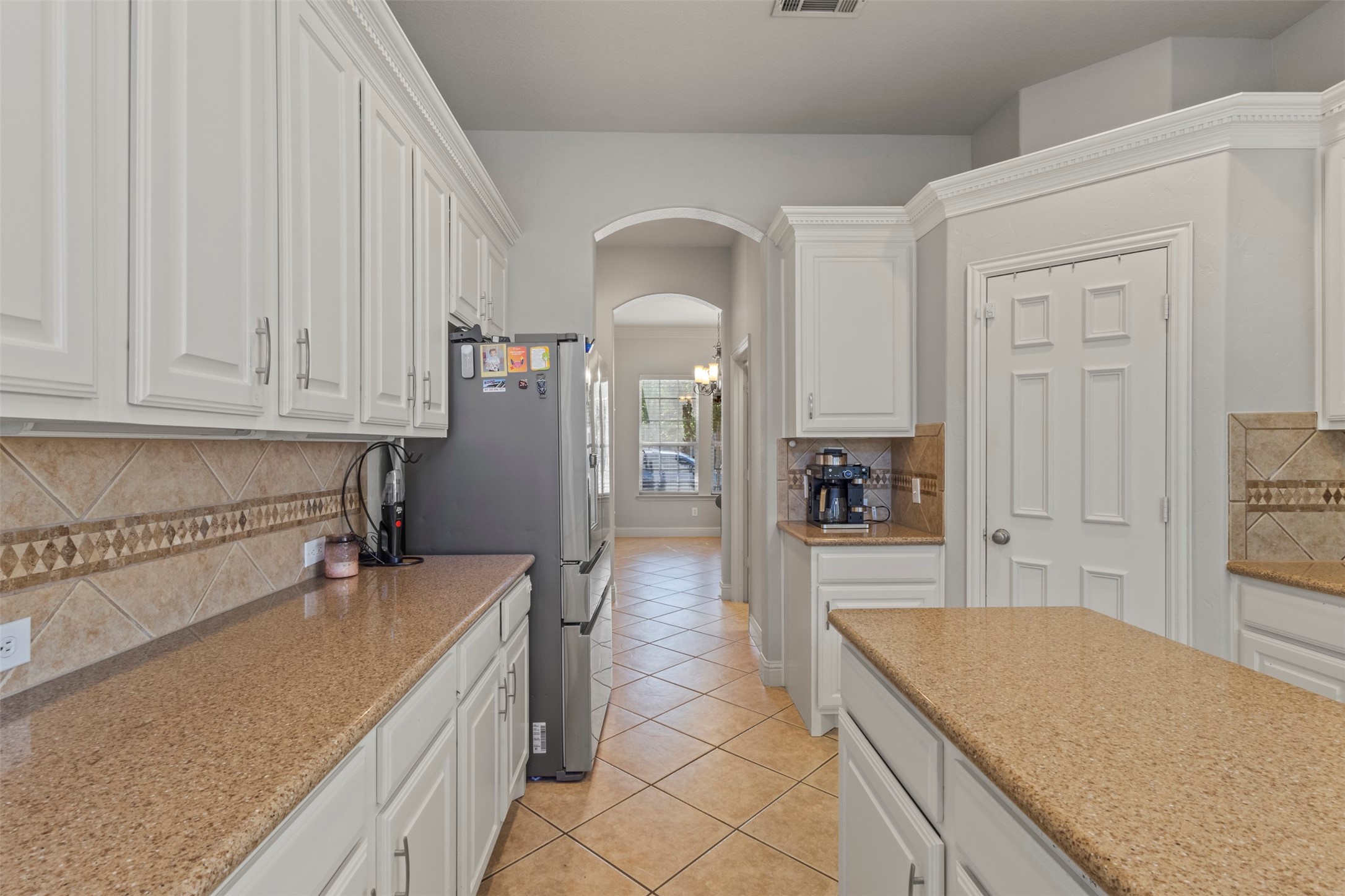 2302 Grizzly Run Lane Euless TX 76039