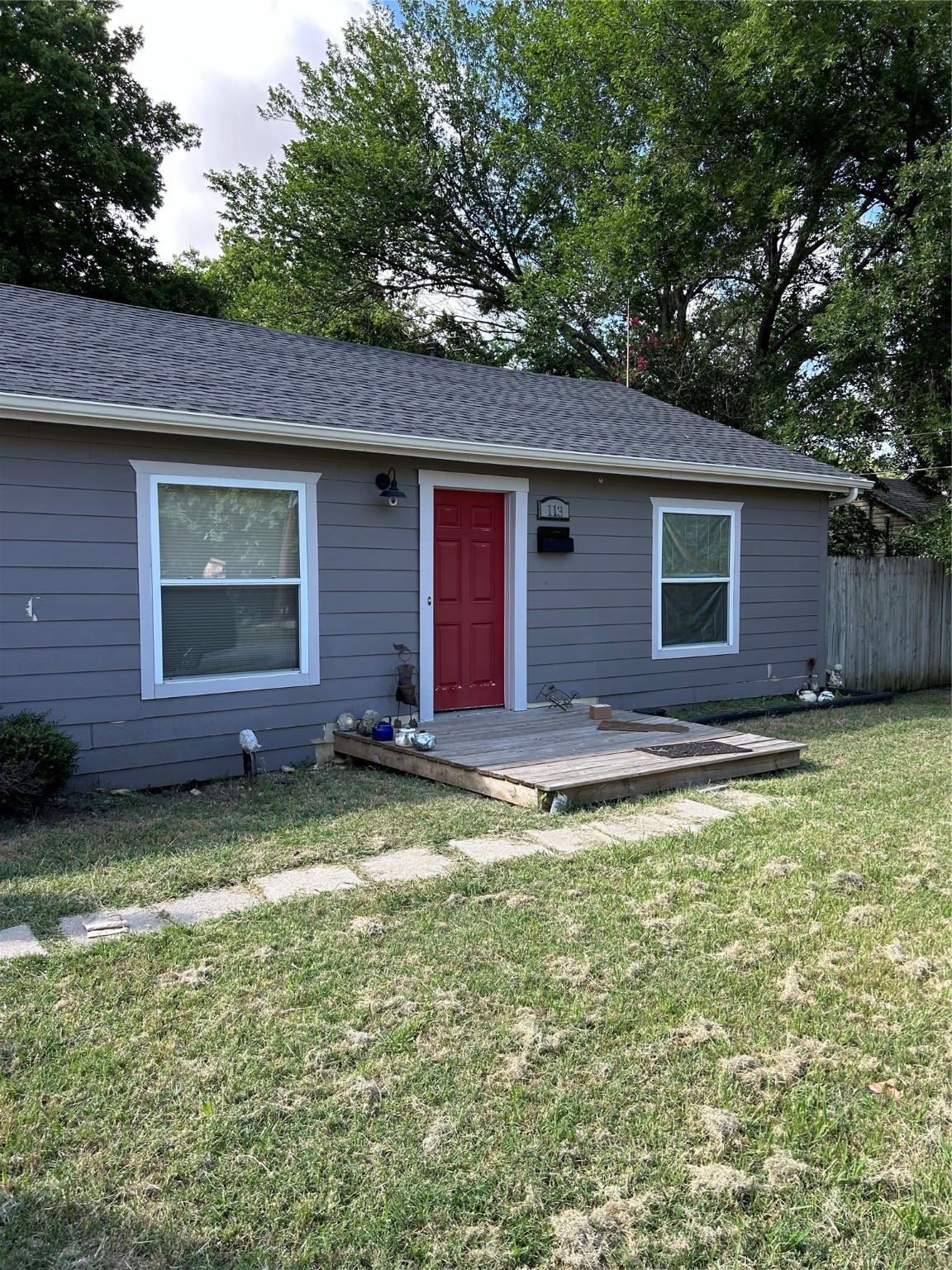 113 W Lemon Street Saginaw TX 76179