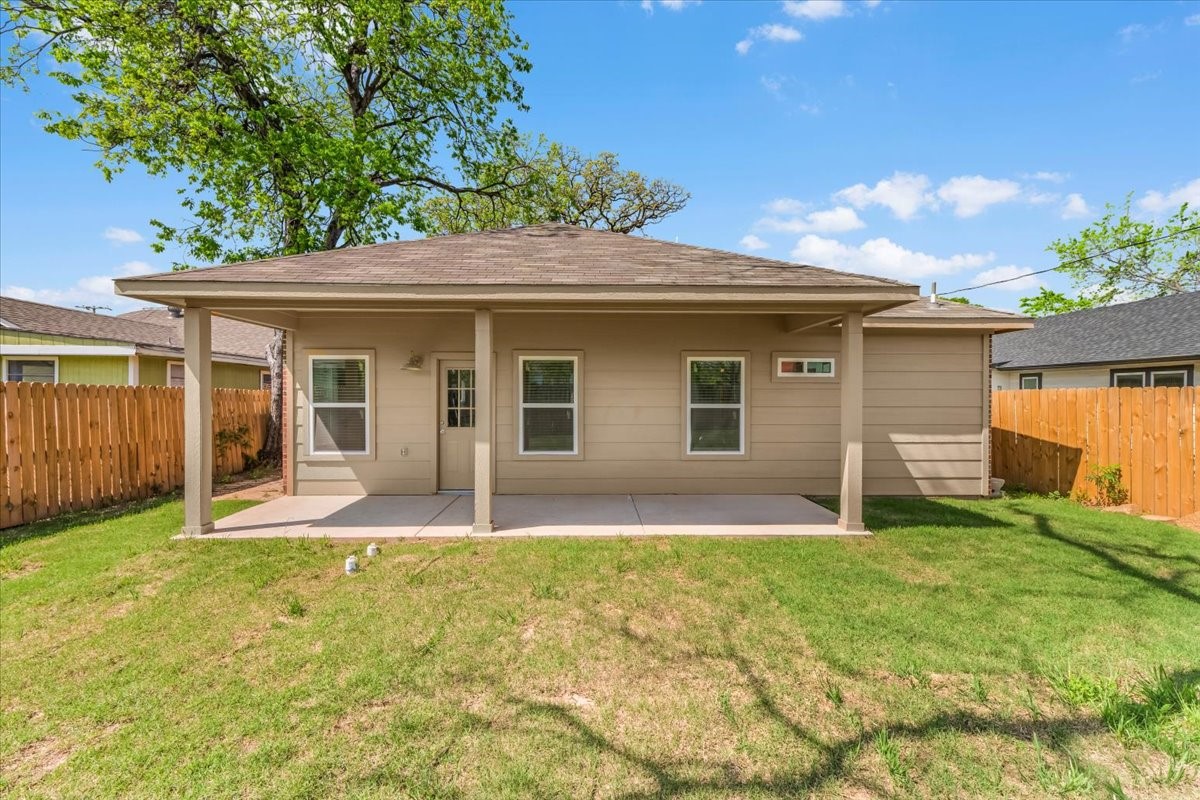804 N Chandler Drive Fort Worth TX 76111
