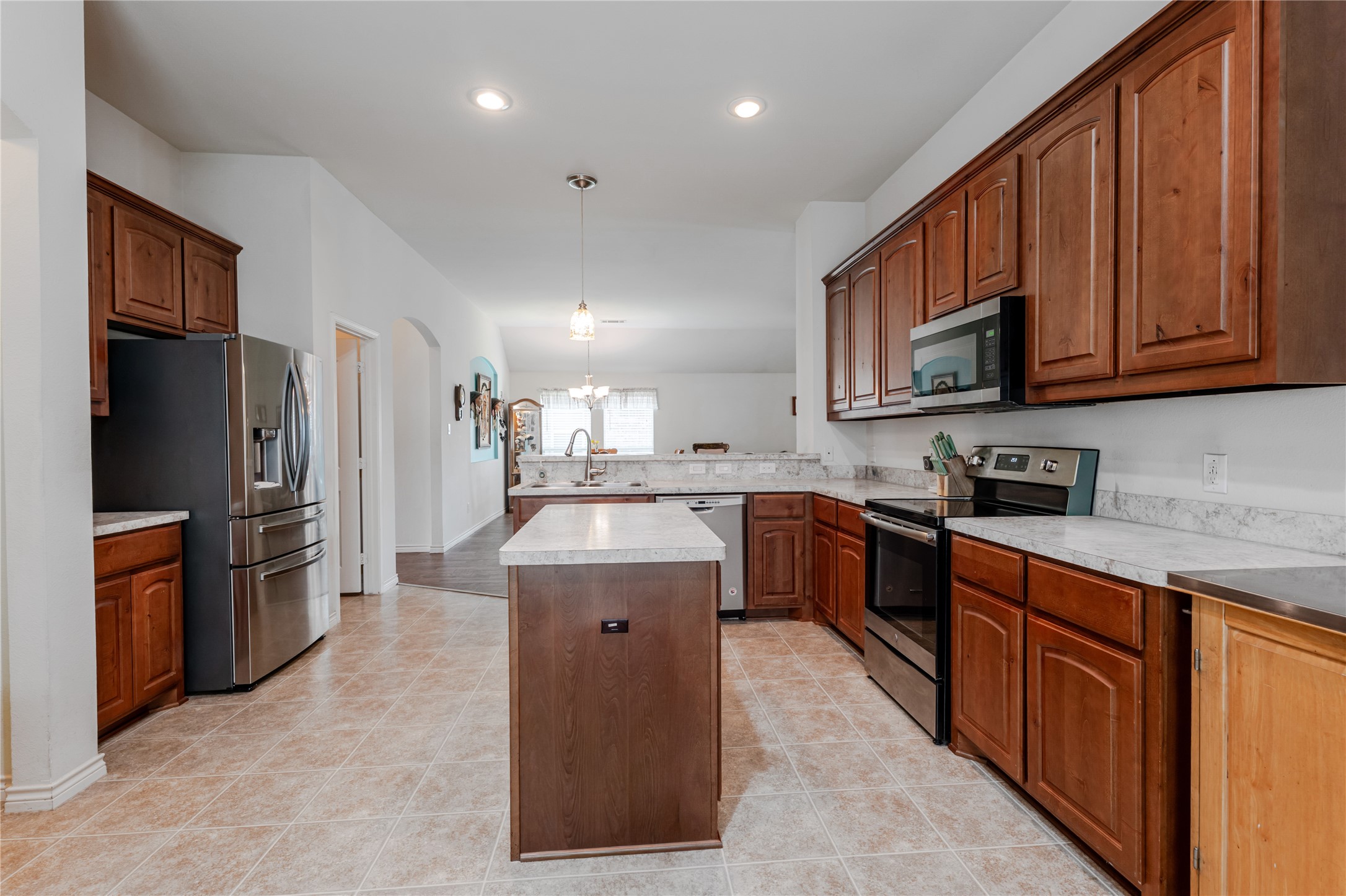 1408 Lauren Lane Granbury TX 76048