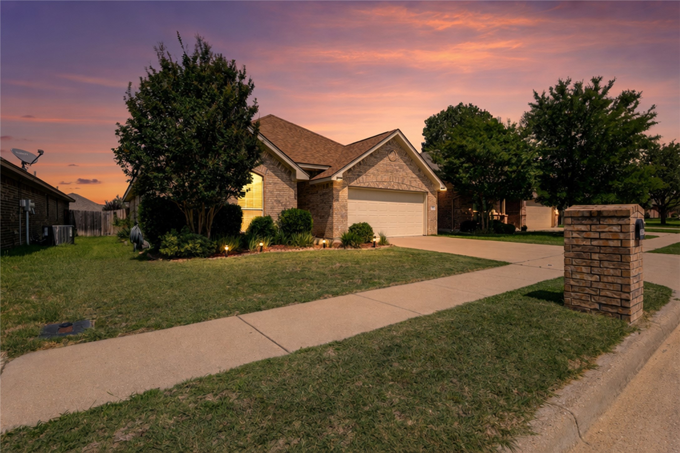 1408 Lauren Lane Granbury TX 76048