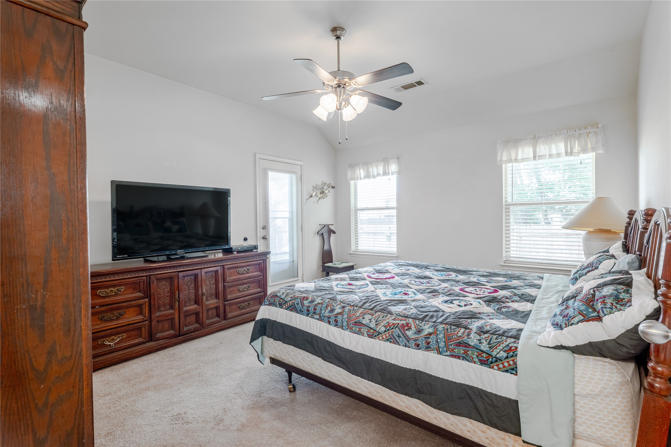 1408 Lauren Lane Granbury TX 76048