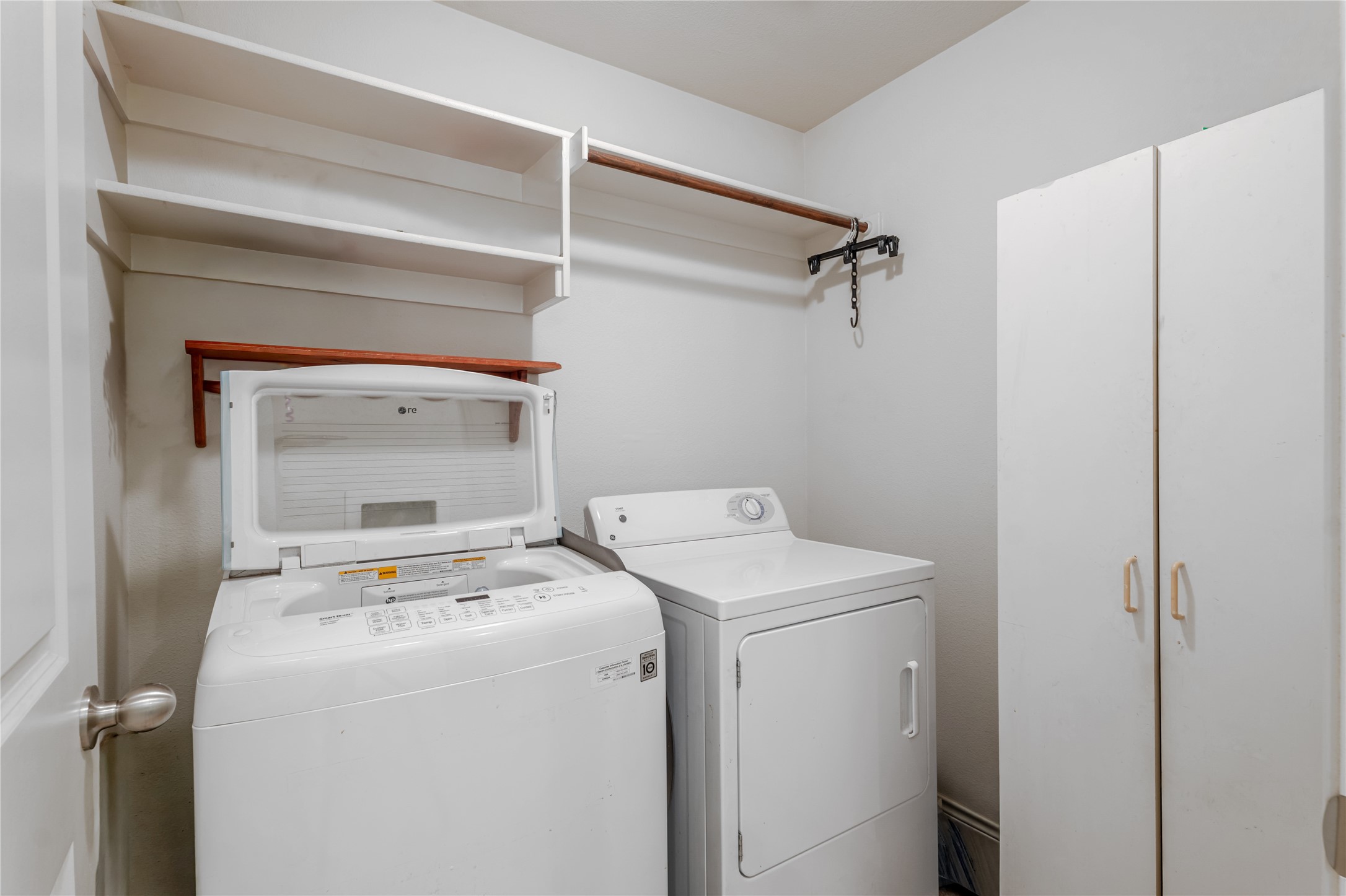 1408 Lauren Lane Granbury TX 76048