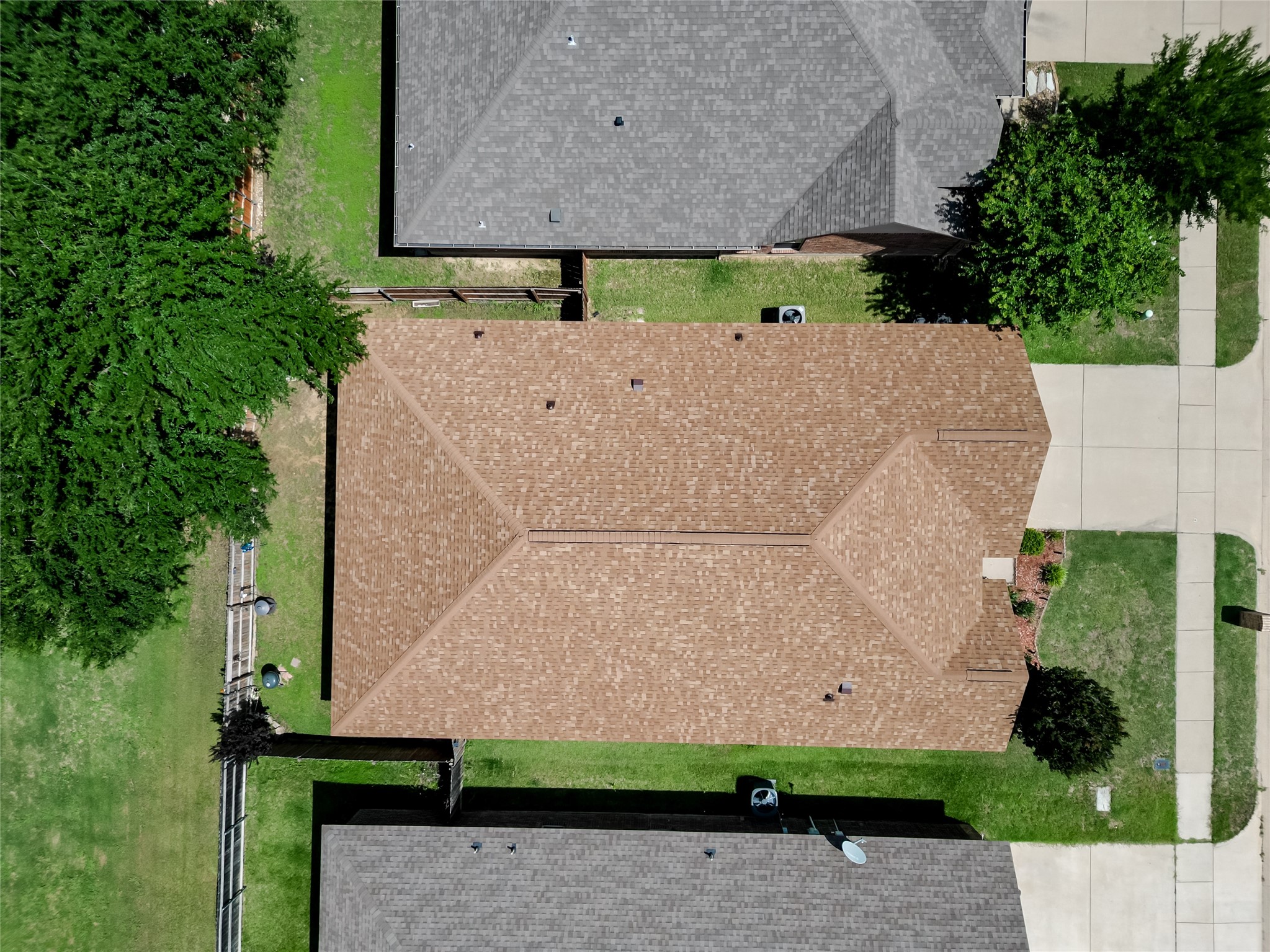 1408 Lauren Lane Granbury TX 76048