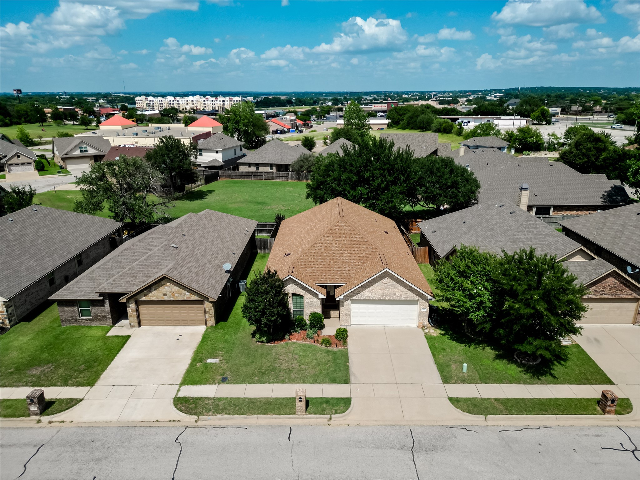 1408 Lauren Lane Granbury TX 76048