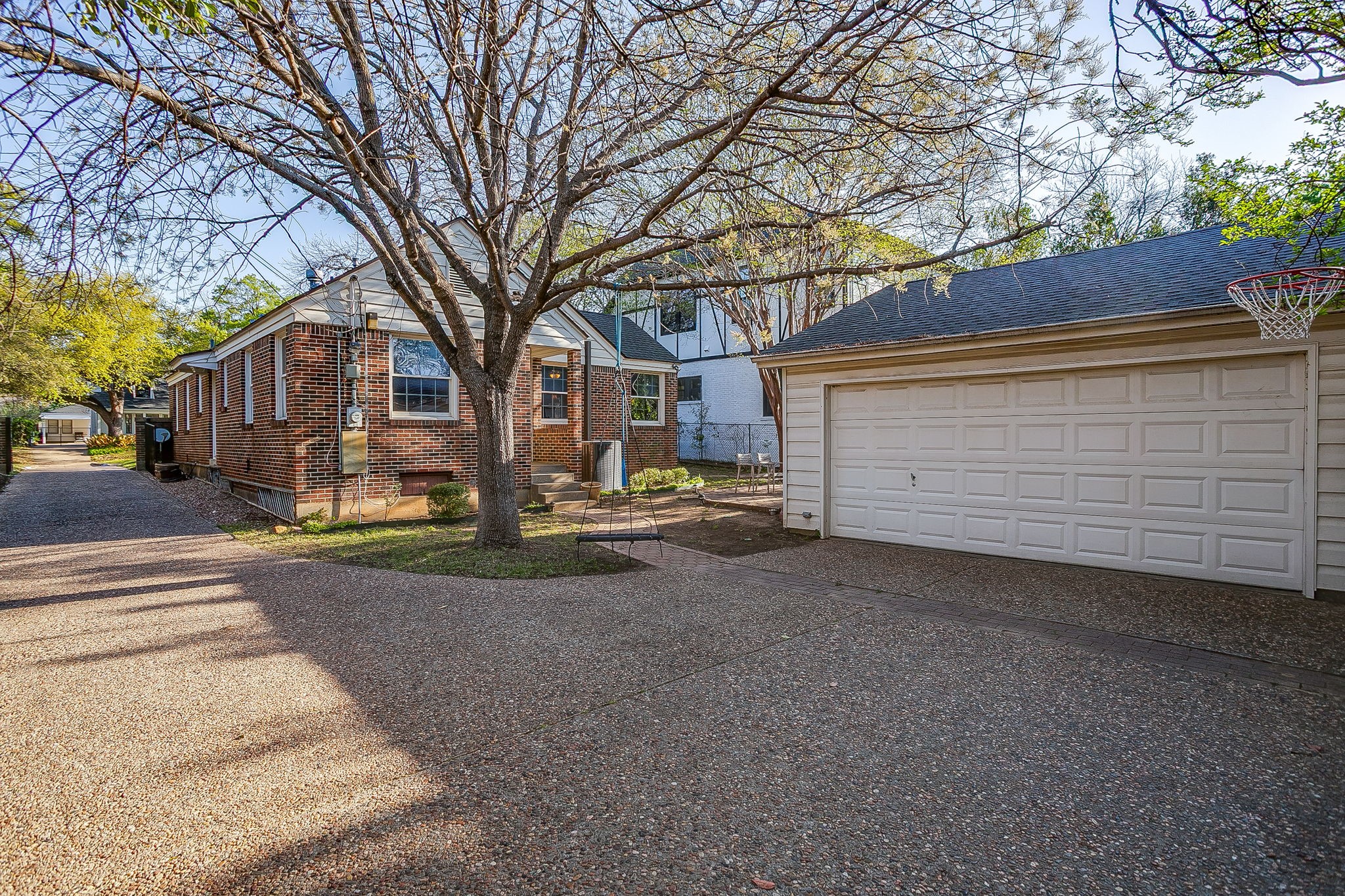 2027 Glenco Terrace Fort Worth TX 76110