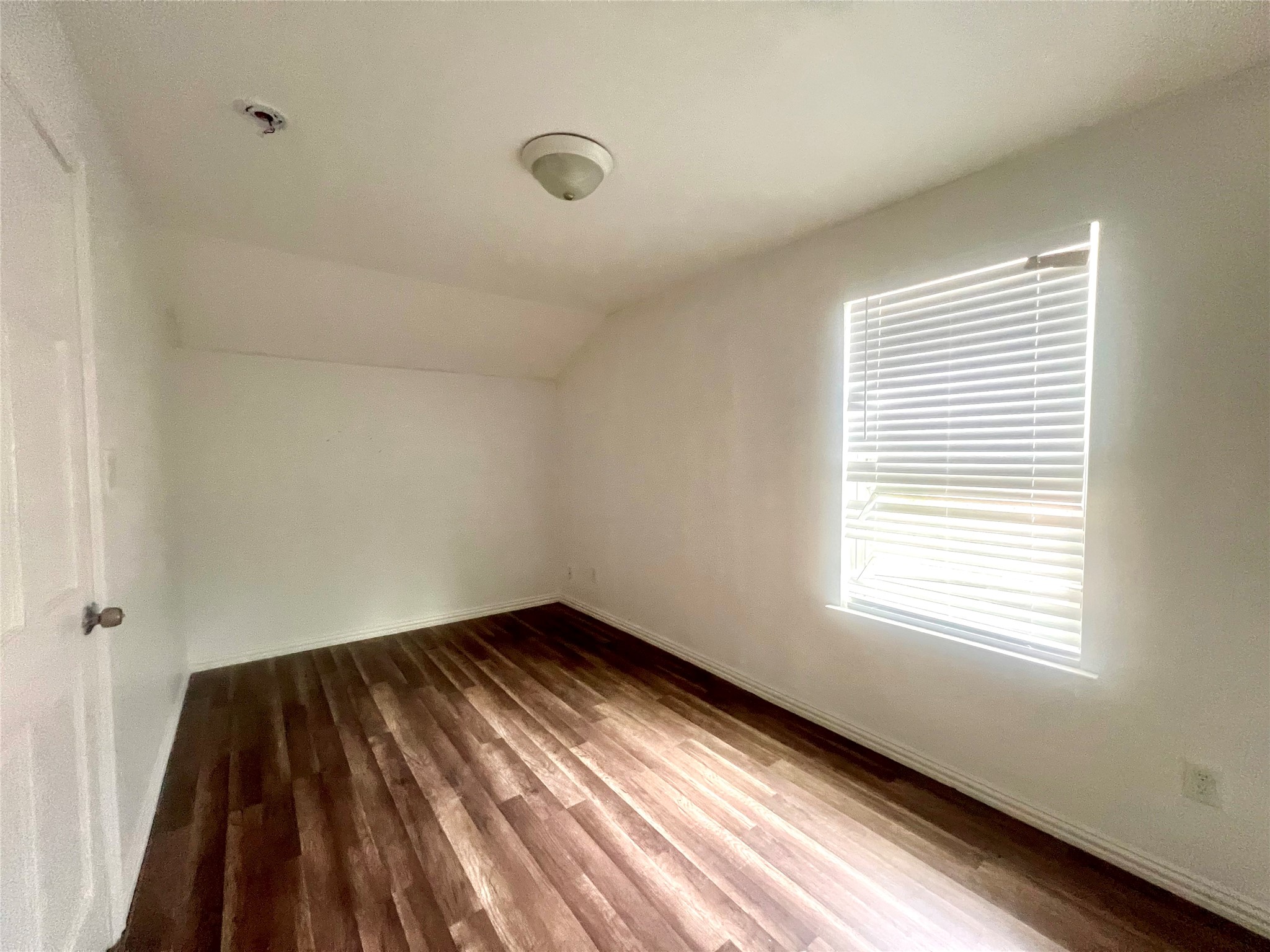 1919 E Ledbetter Drive Dallas TX 75216