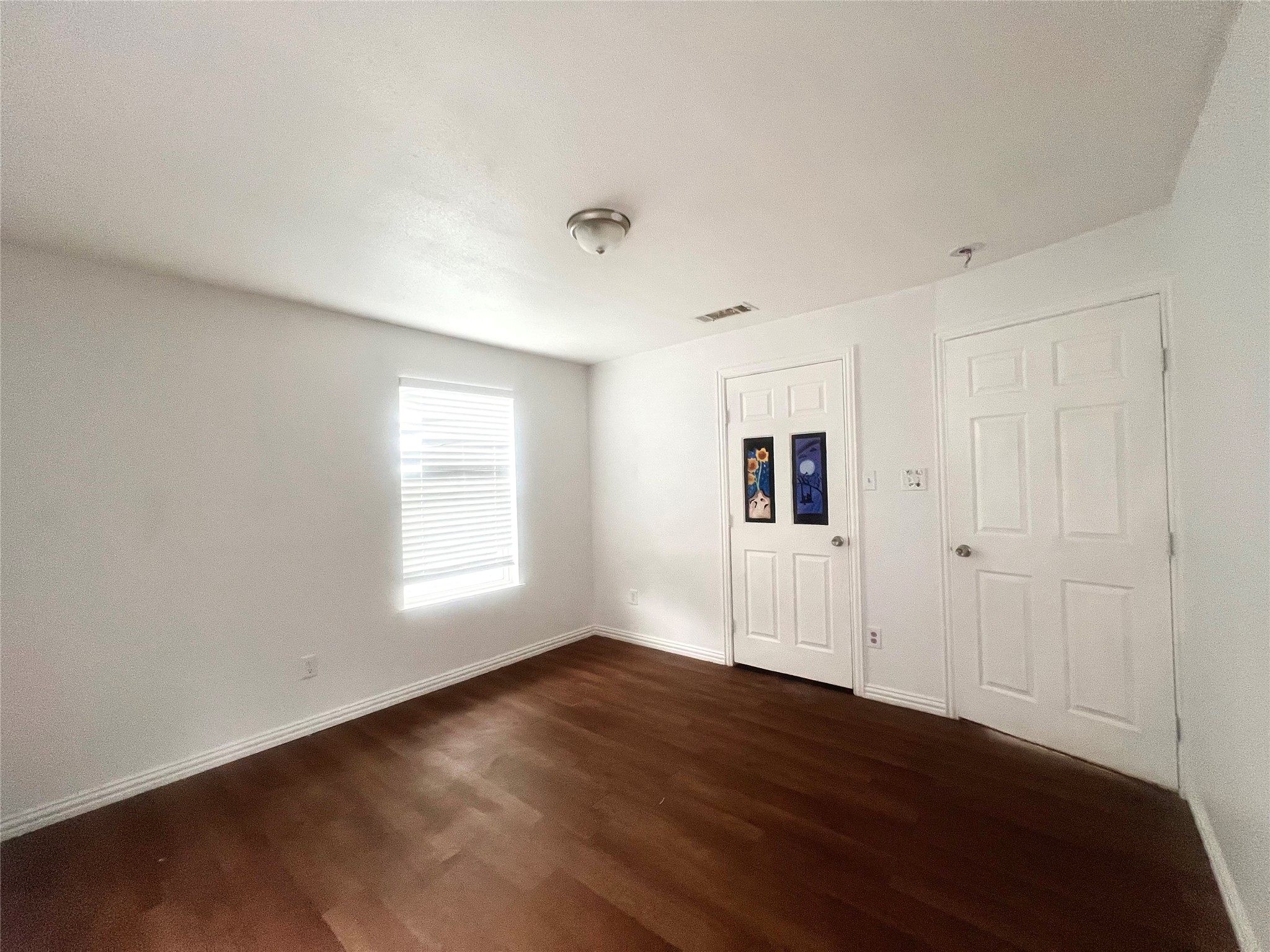 1919 E Ledbetter Drive Dallas TX 75216