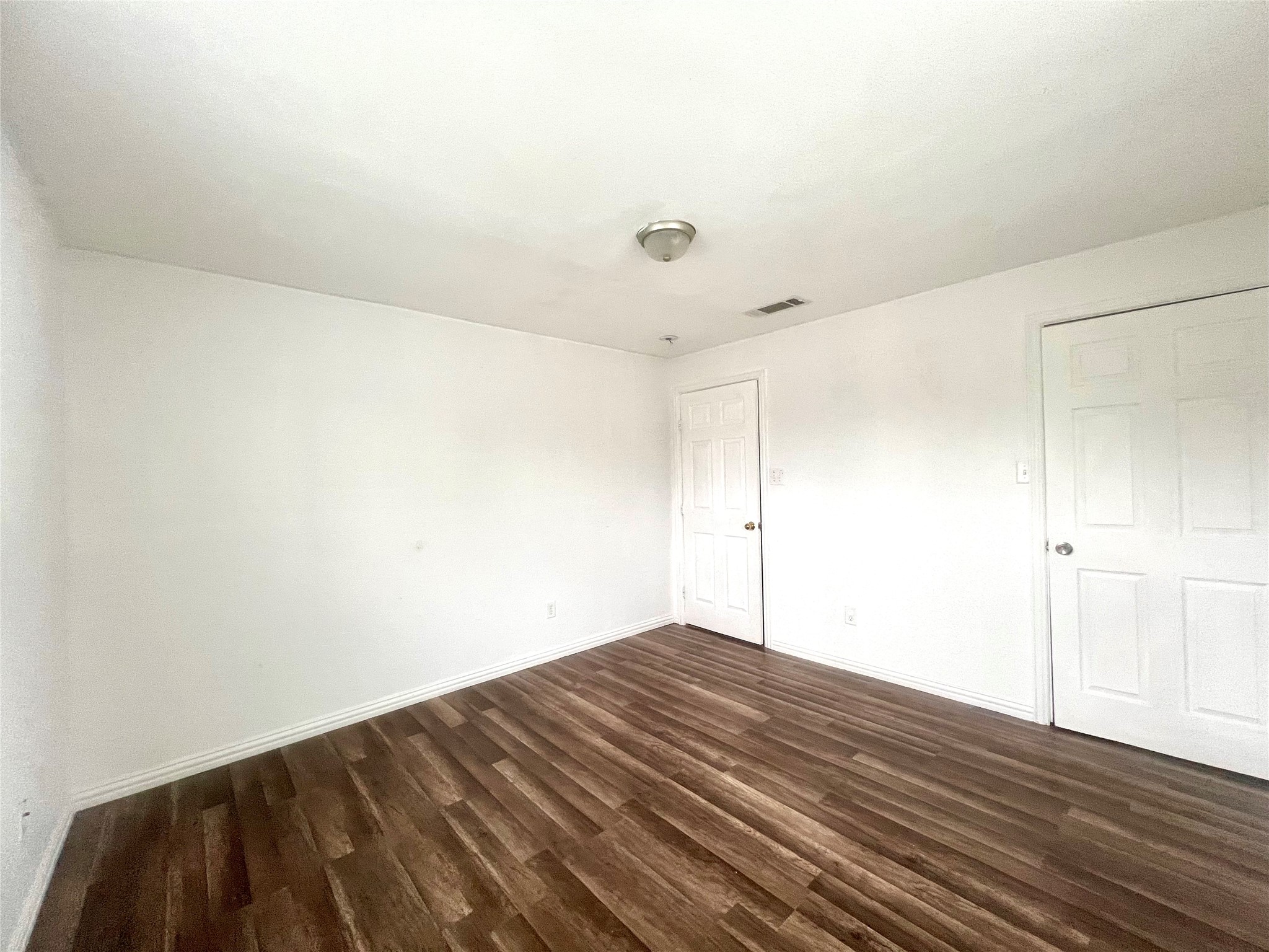1919 E Ledbetter Drive Dallas TX 75216
