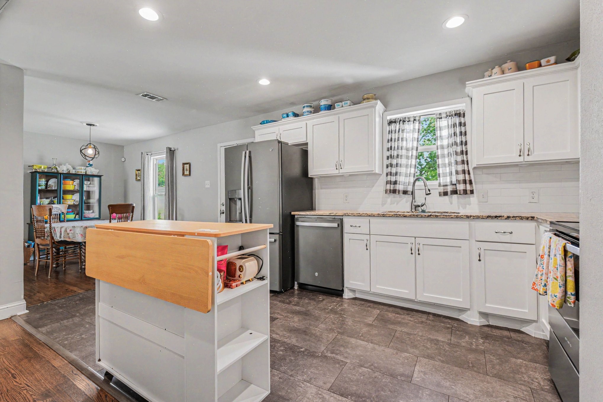 1653 Murray Drive Garland TX 75042