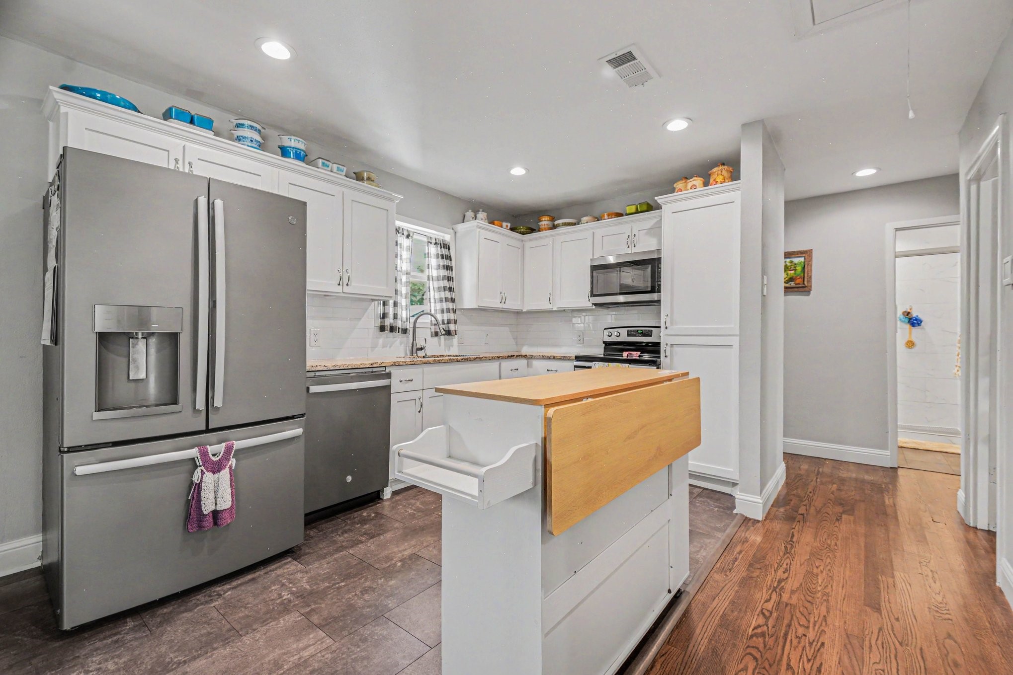 1653 Murray Drive Garland TX 75042