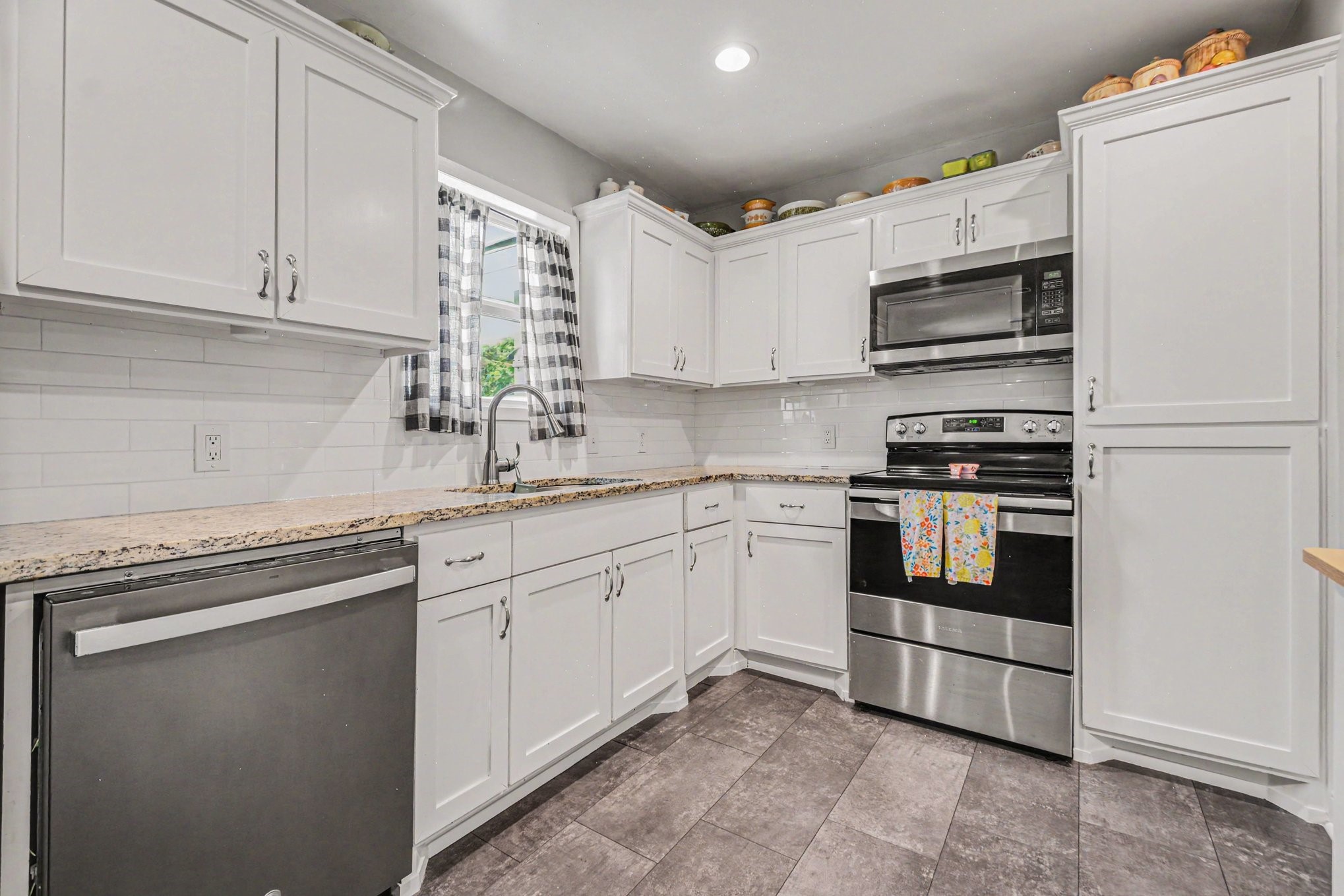 1653 Murray Drive Garland TX 75042
