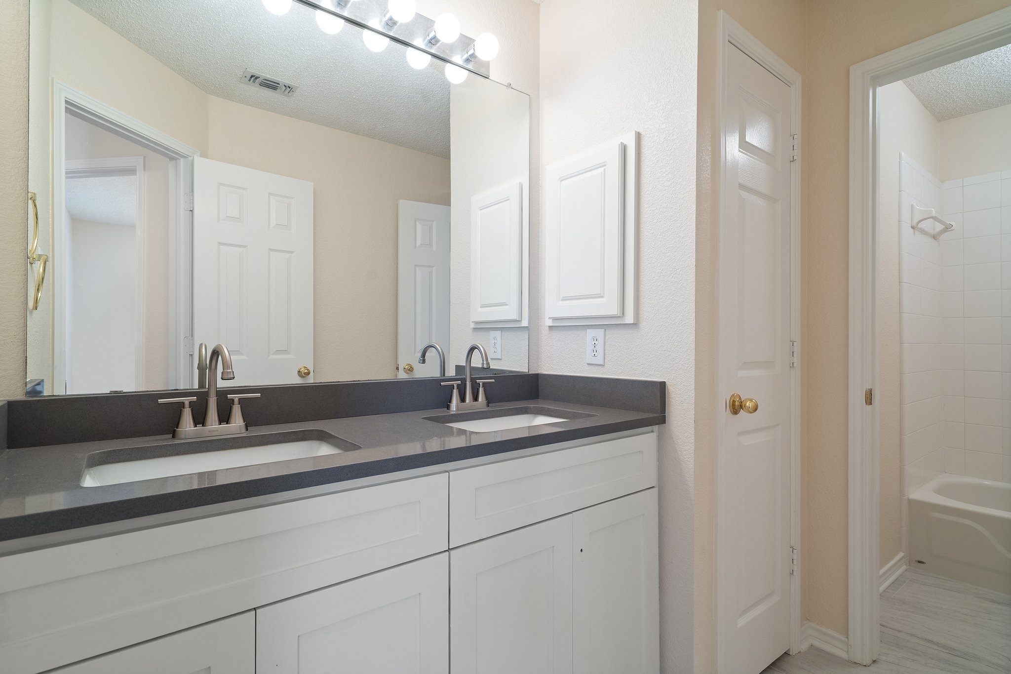 6905 Windwood Trail Fort Worth TX 76132