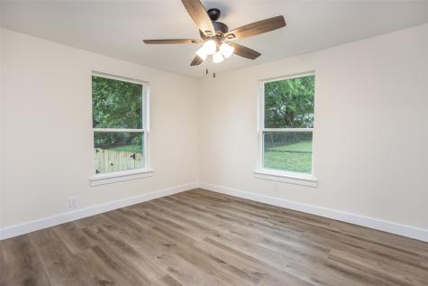 931 N Oak Street Muenster TX 76252